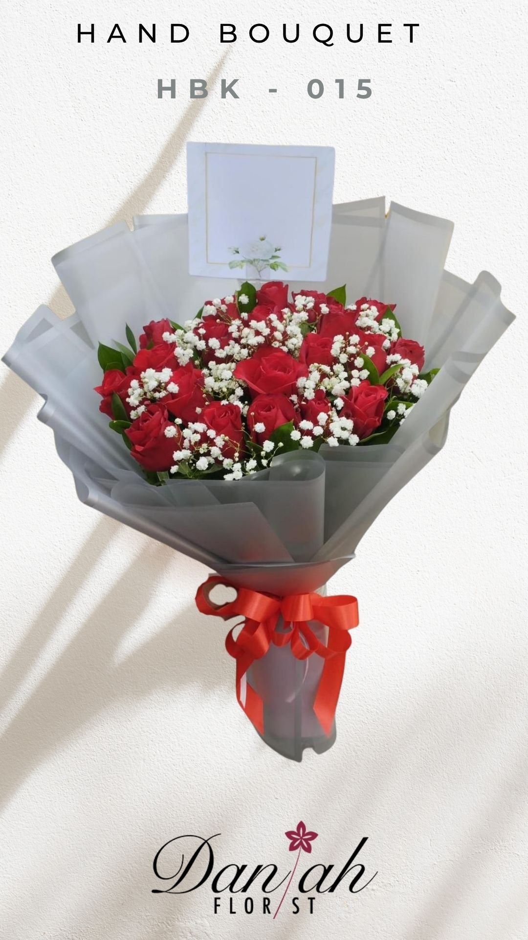 Hand Bouquet Bunga Carnation Karawang - Daniah Florist