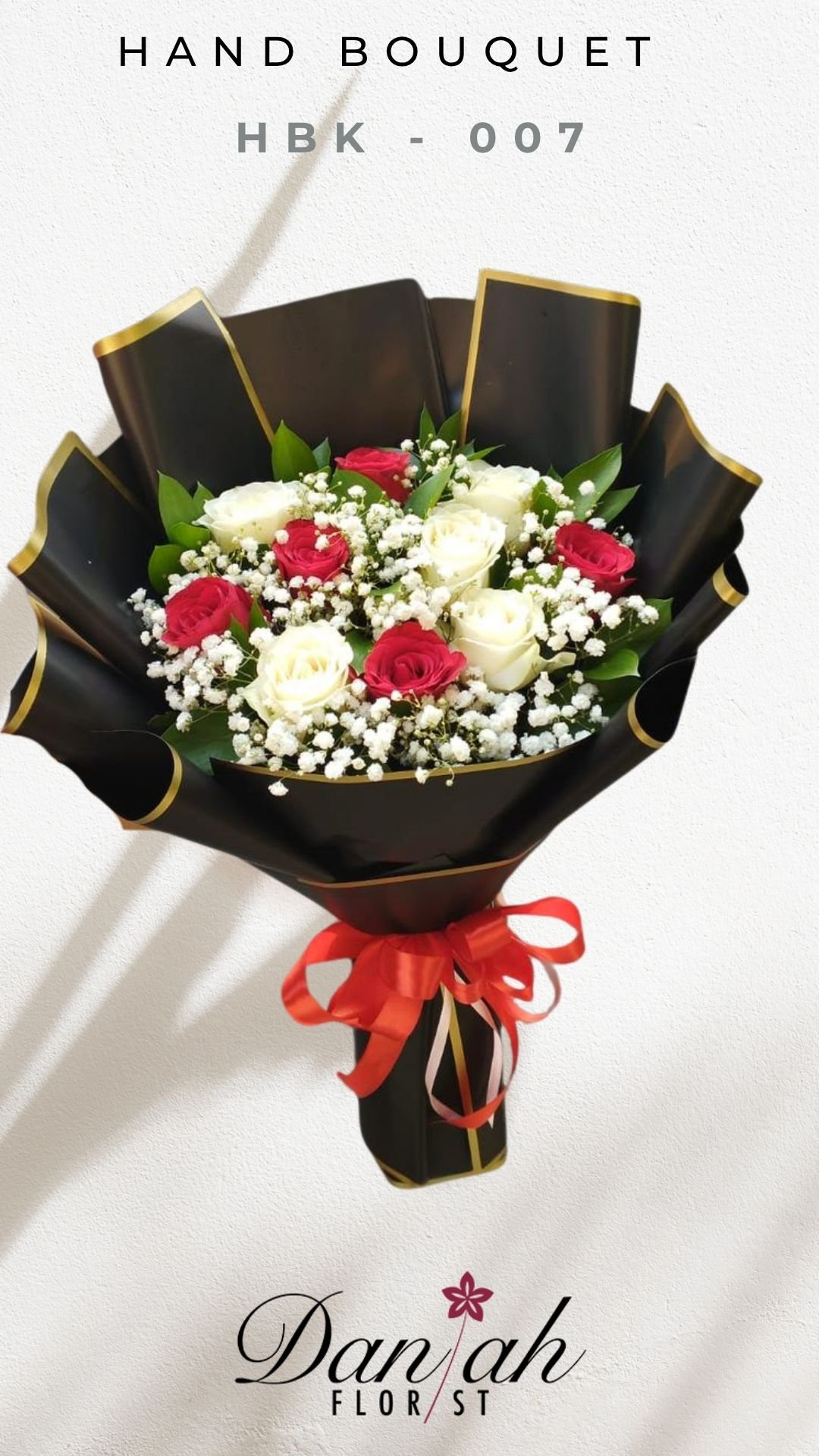 Hand Bouquet Bunga Mawar Pink Wisuda Karawang - Daniah Florist