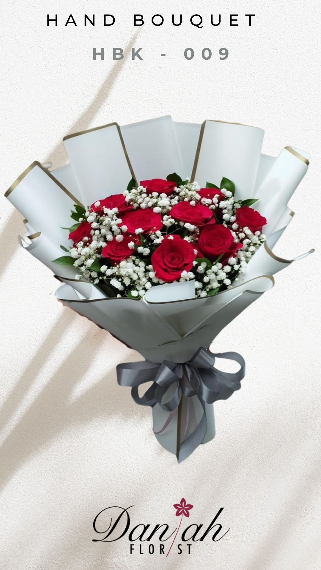 Hand Bouquet Bunga Lily Putih Elegan Karawang - Daniah Florist