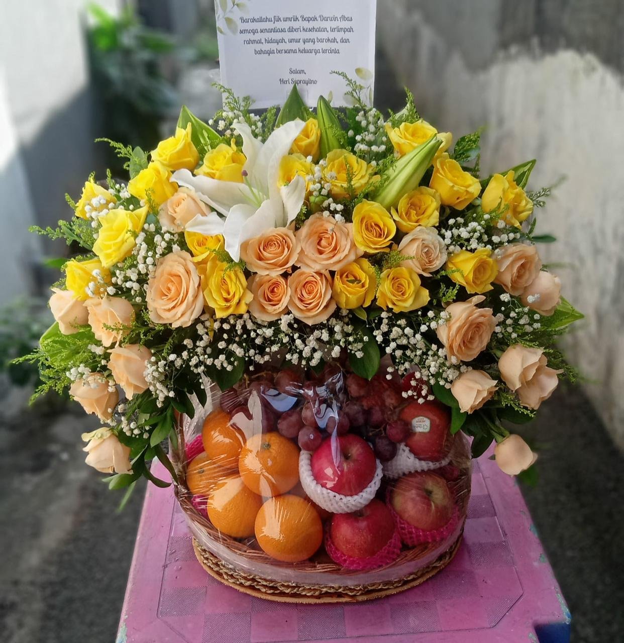 Parcel buah bunga segar kirim Cilamaya Kulon Karawang