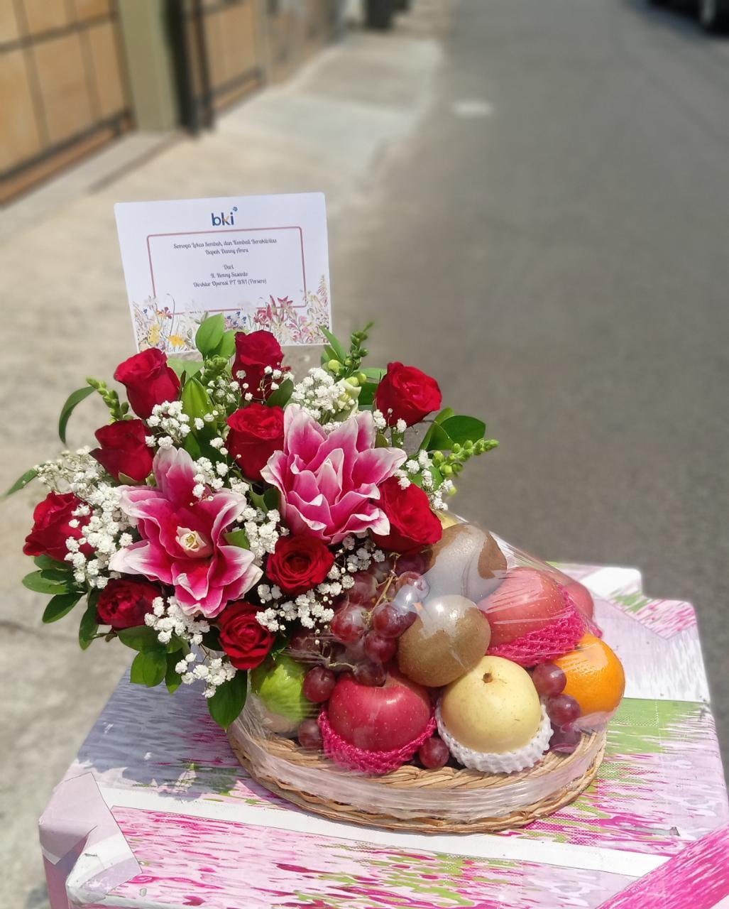 Parcel pecah belah untuk hampers Lebaran di Cilamaya Kulon